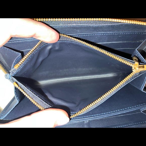 Louis Vuitton zippy wallet - Picture 10 of 16
